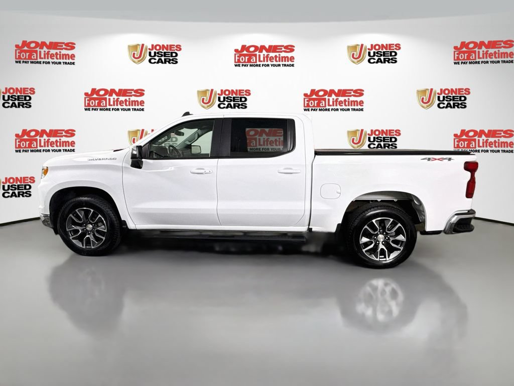 Used 2024 Chevrolet Silverado 1500 LT AWD/4WD image 12