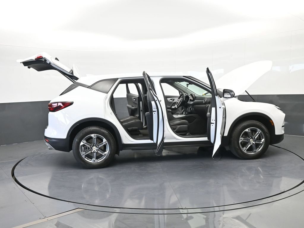 Used 2024 Chevrolet Blazer LT image 69