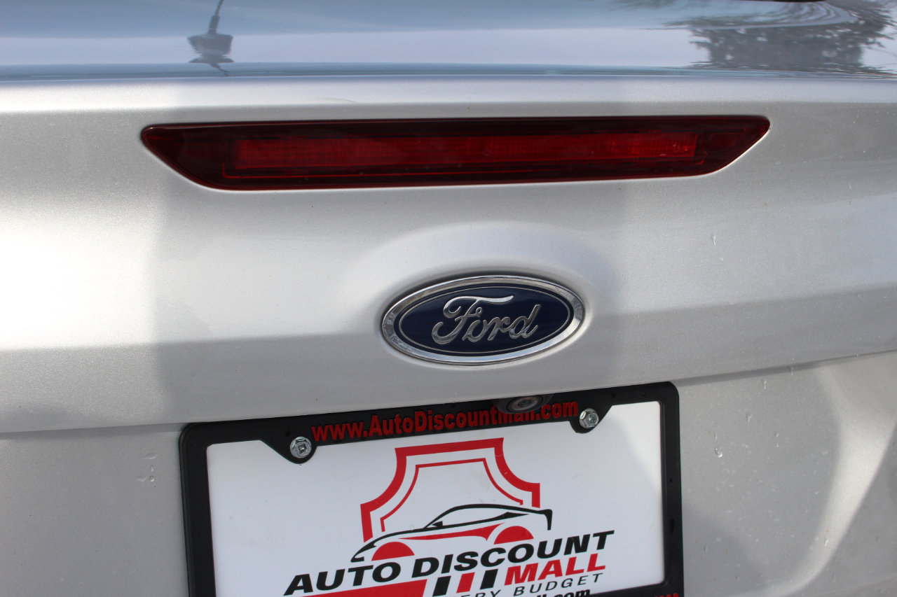 Used 2016 Ford Focus SE w/ Equipment Group 201A image 41