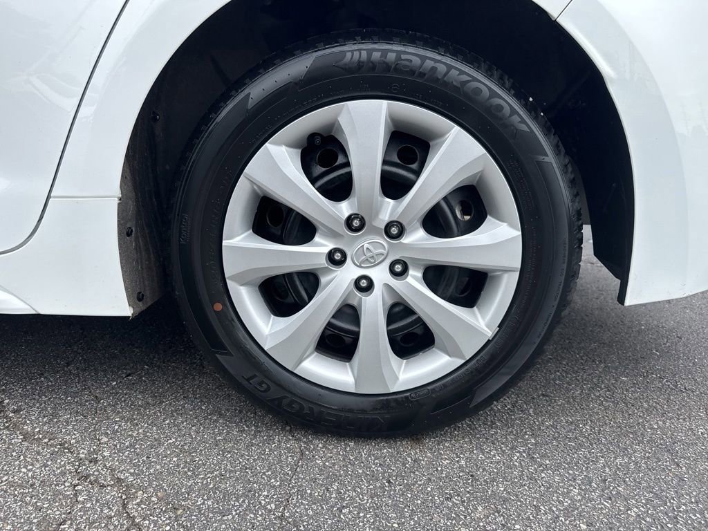 Certified 2025 Toyota Corolla LE FWD image 45