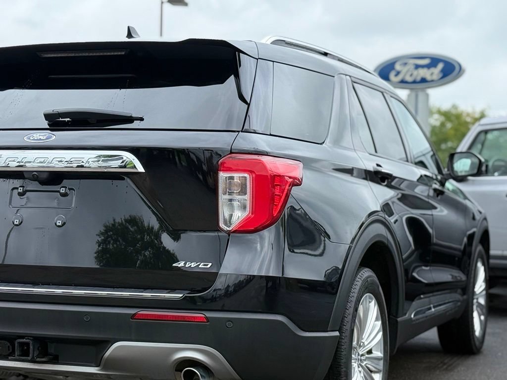 Certified 2024 Ford Explorer Limited w/ Limited Technology Package AWD/4WD image 39