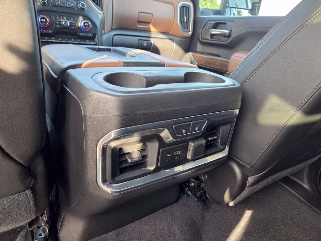 Used 2020 Chevrolet Silverado 2500 High Country w/ Safety Package II AWD/4WD image 10