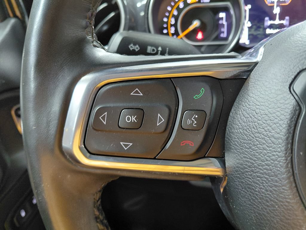 Used 2023 Jeep Wrangler Unlimited Sahara AWD/4WD image 37