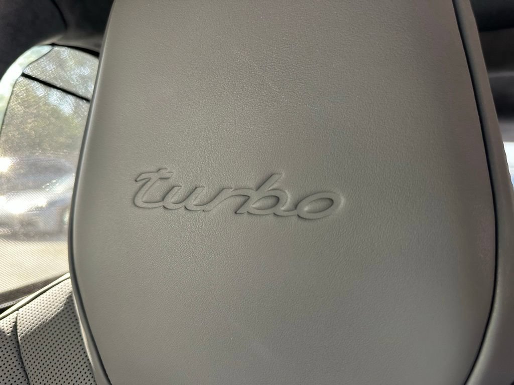 Certified 2023 Porsche Cayenne Turbo AWD/4WD image 17