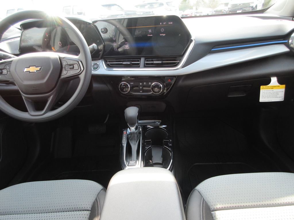 New 2026 Chevrolet Trax LT FWD image 15