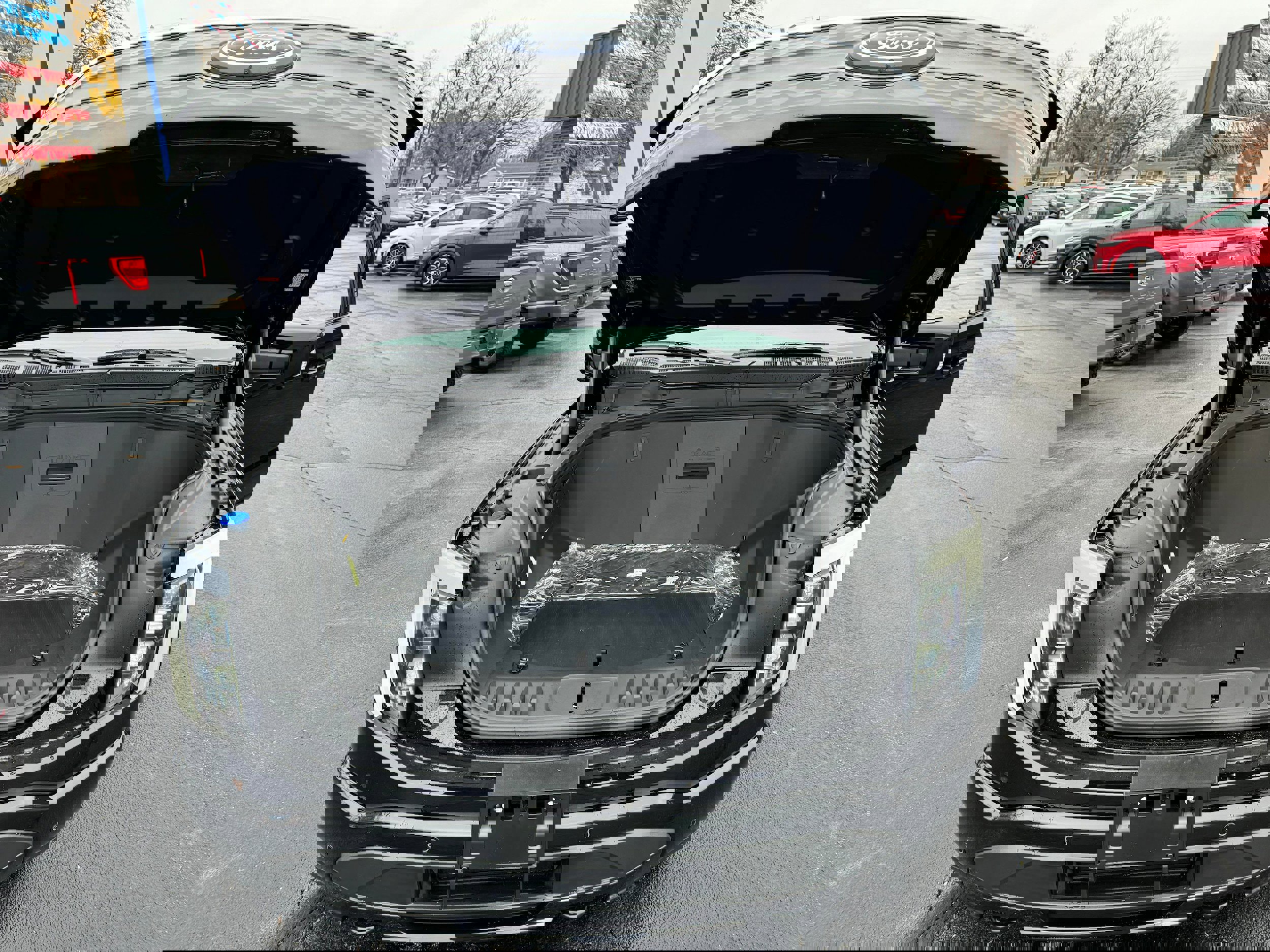 New 2023 Ford F150 Lightning Platinum image 3