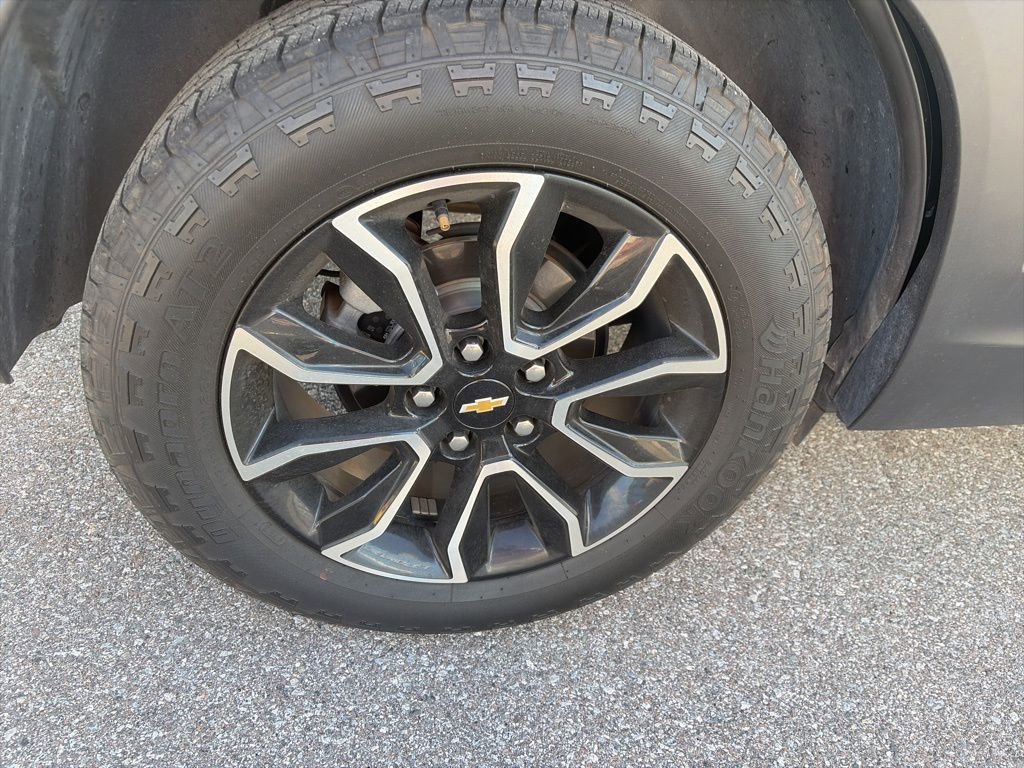 Used 2023 Chevrolet TrailBlazer ACTIV w/ Sun and Liftgate Package image 13
