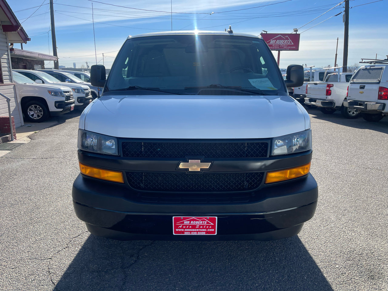 Used 2019 Chevrolet Express 2500 w/ Driver Convenience Package image 3