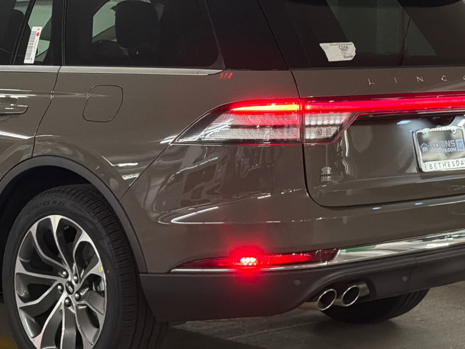 New 2026 Lincoln Aviator Reserve AWD/4WD image 7
