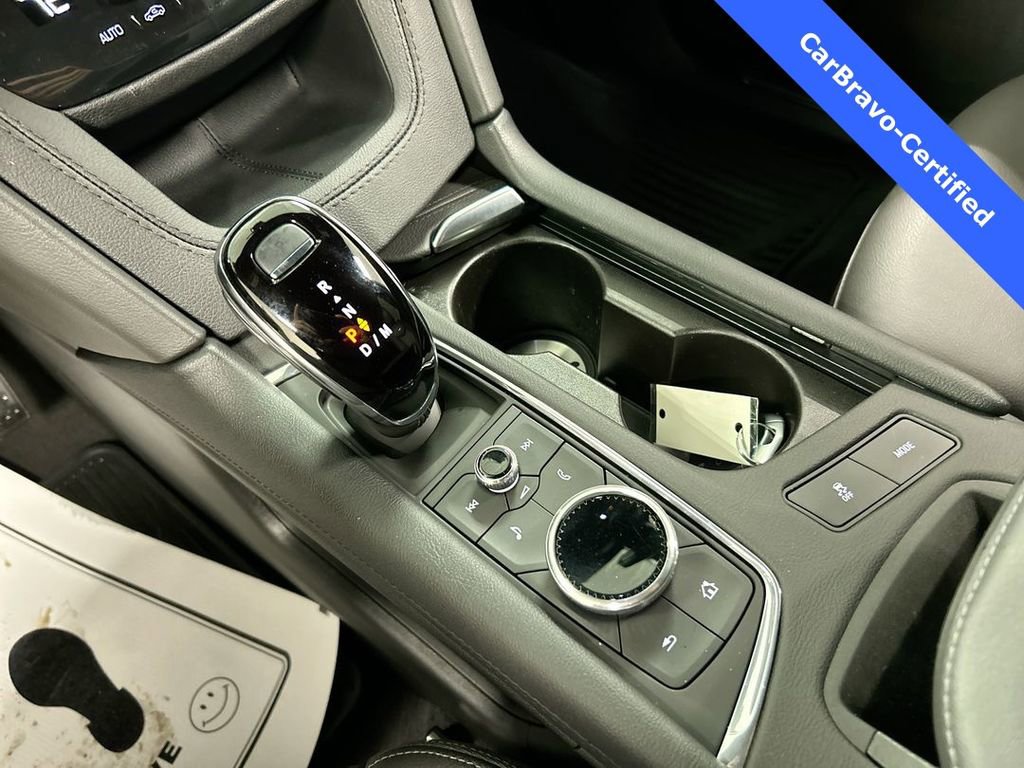 Certified 2025 Cadillac XT5 Luxury image 17