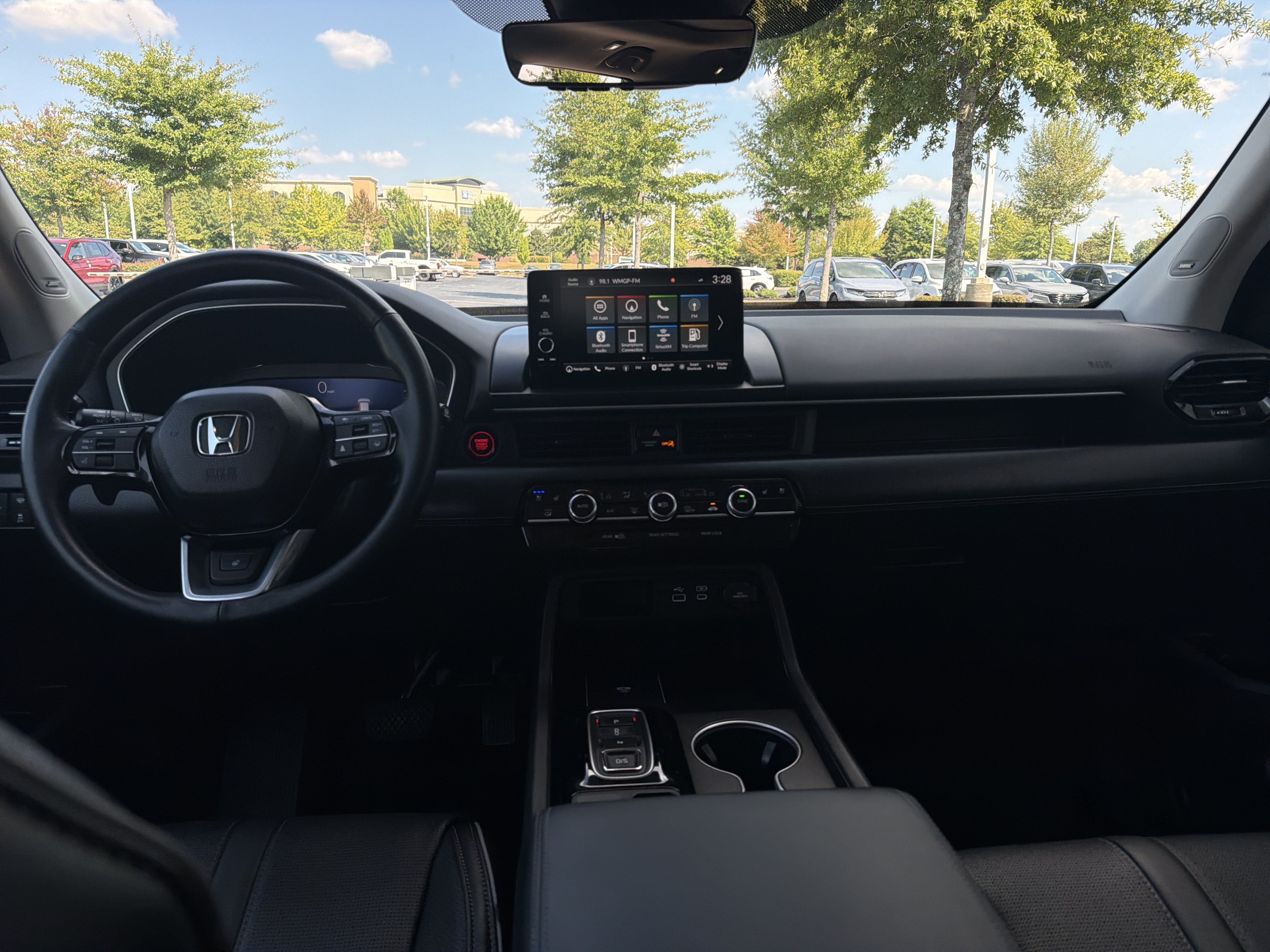 Certified 2024 Honda Pilot Elite image 29