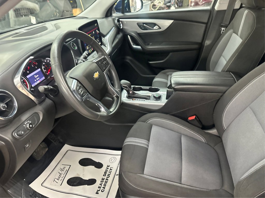 Used 2023 Chevrolet Blazer LT w/ Driver Confidence Package image 9