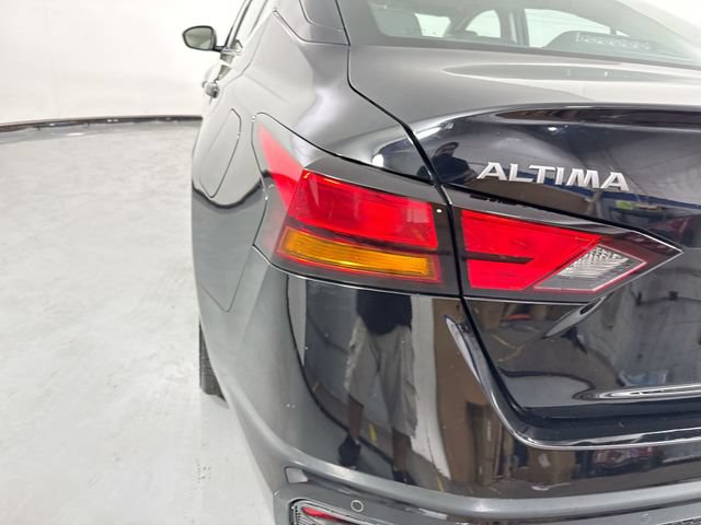 Used 2024 Nissan Altima 2.5 SR FWD image 29