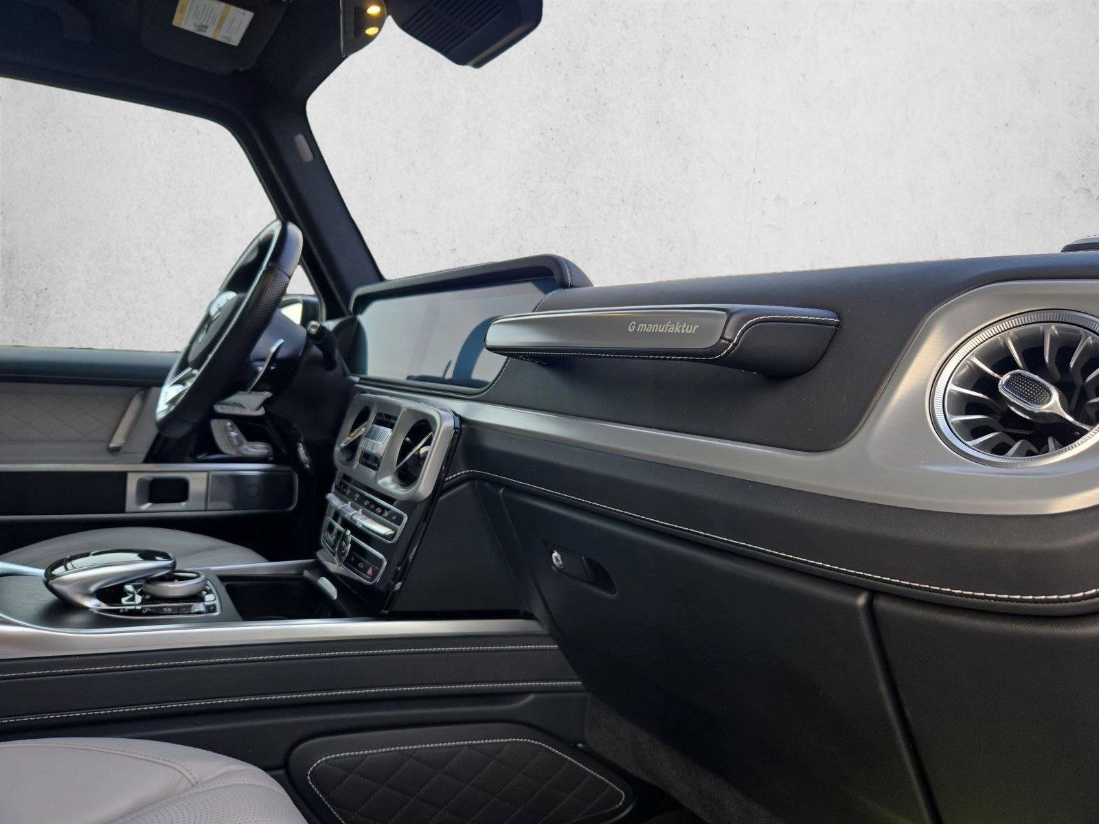 Certified 2022 Mercedes-Benz G 63 AMG 4MATIC image 21