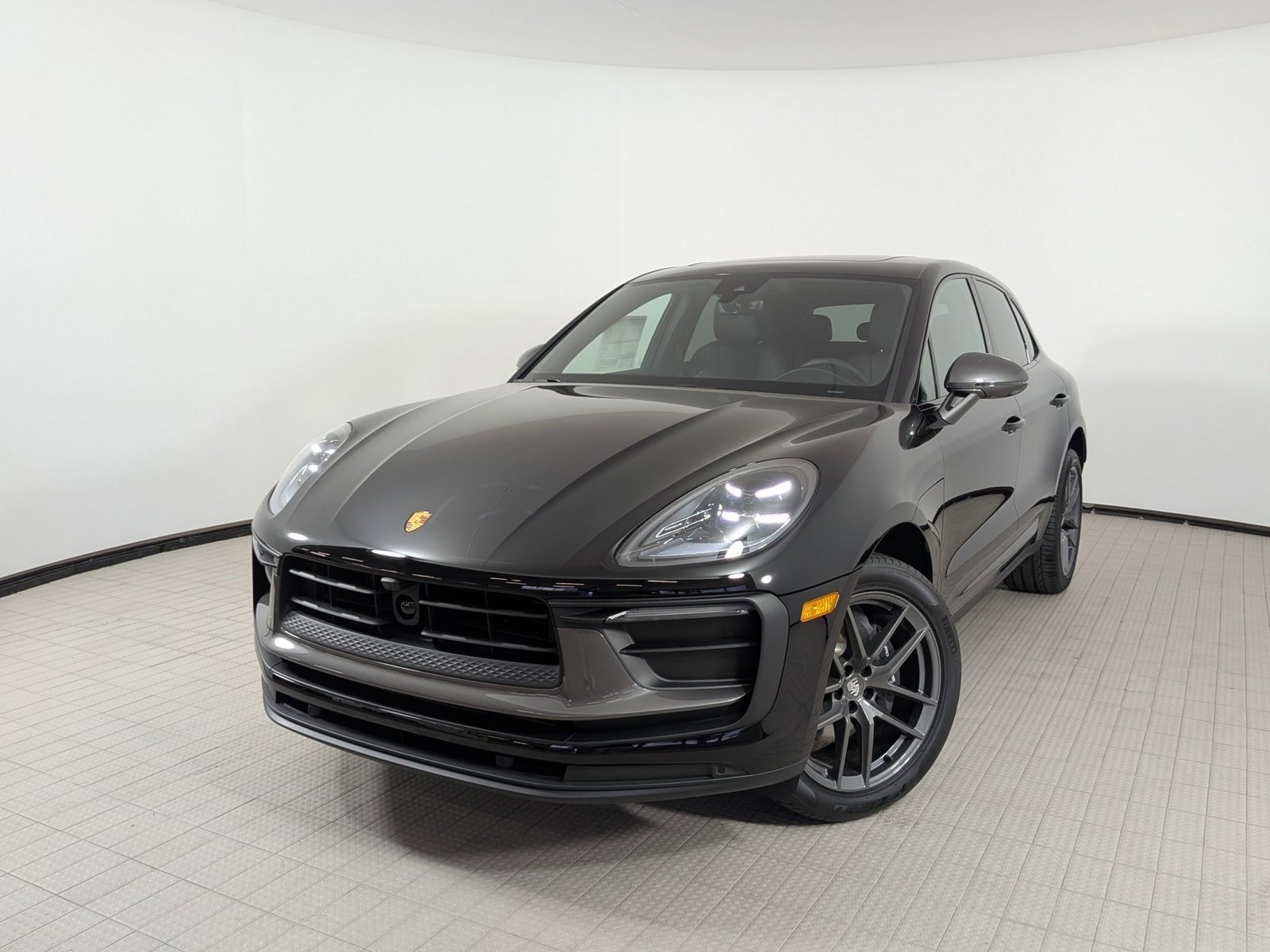 New 2026 Porsche Macan Turbo AWD/4WD video 1