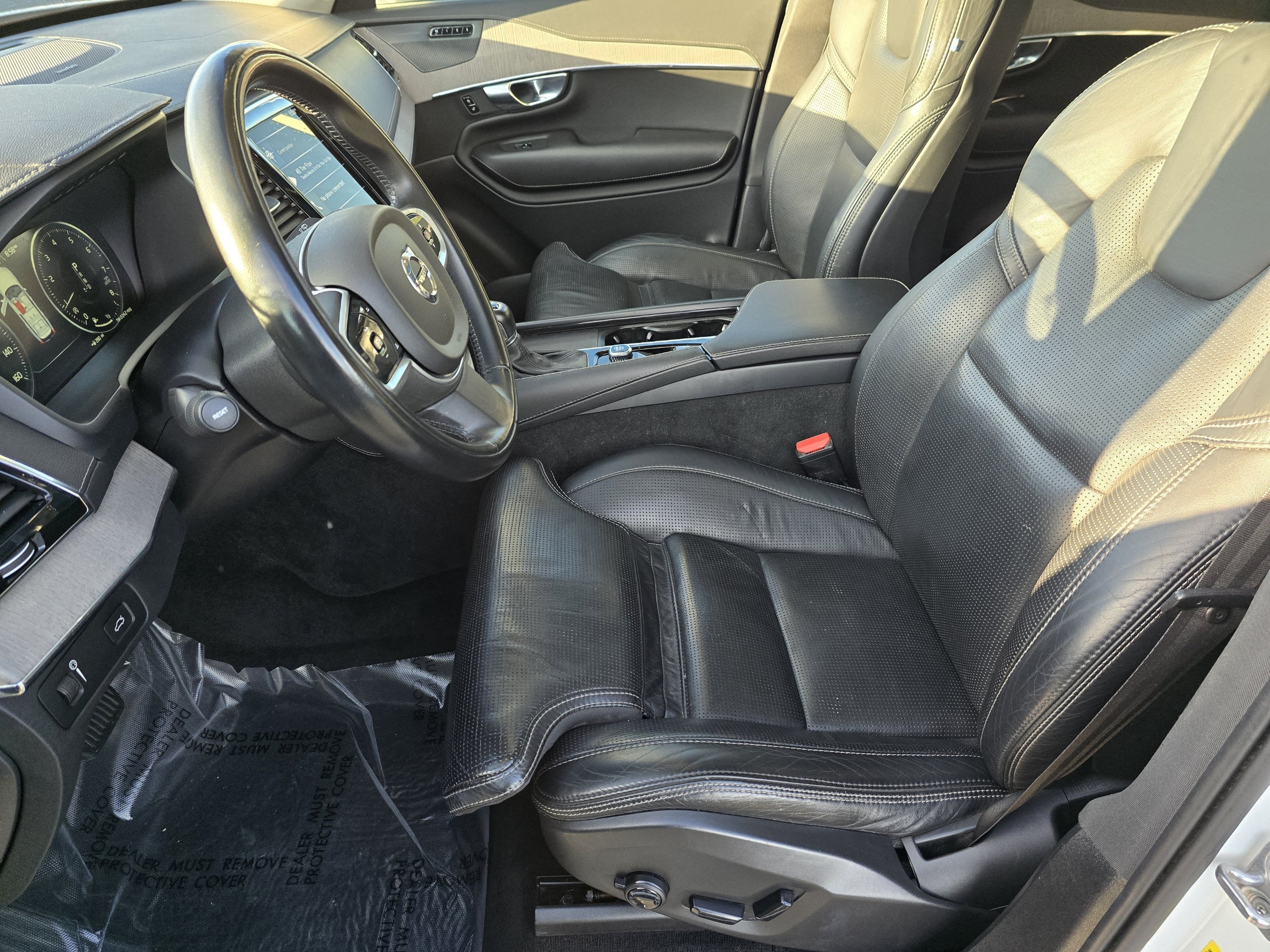 Used 2022 Volvo XC90 T6 Inscription w/ Advanced Package AWD/4WD image 32
