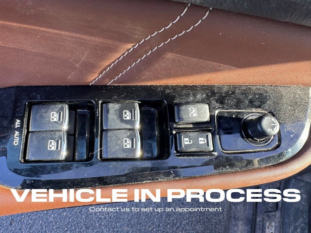 Used 2018 Subaru Outback 2.5i Touring image 13