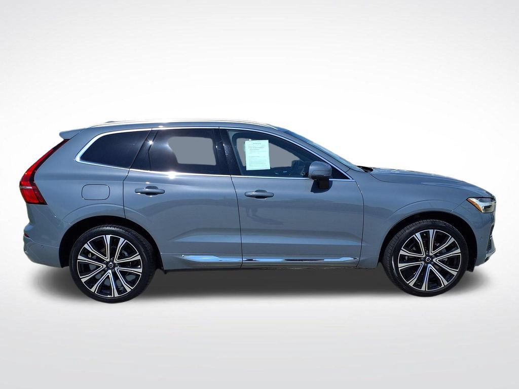 Certified 2023 Volvo XC60 B5 Ultimate AWD/4WD image 9