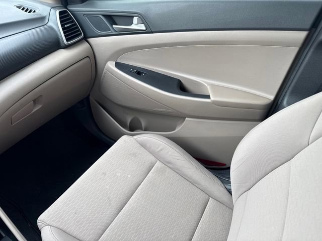 Used 2019 Hyundai Tucson SE image 14