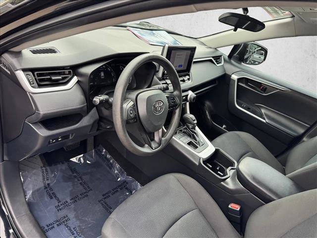 Certified 2023 Toyota RAV4 LE AWD/4WD image 11