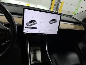 Used 2018 Tesla Model 3 Long Range RWD image 18