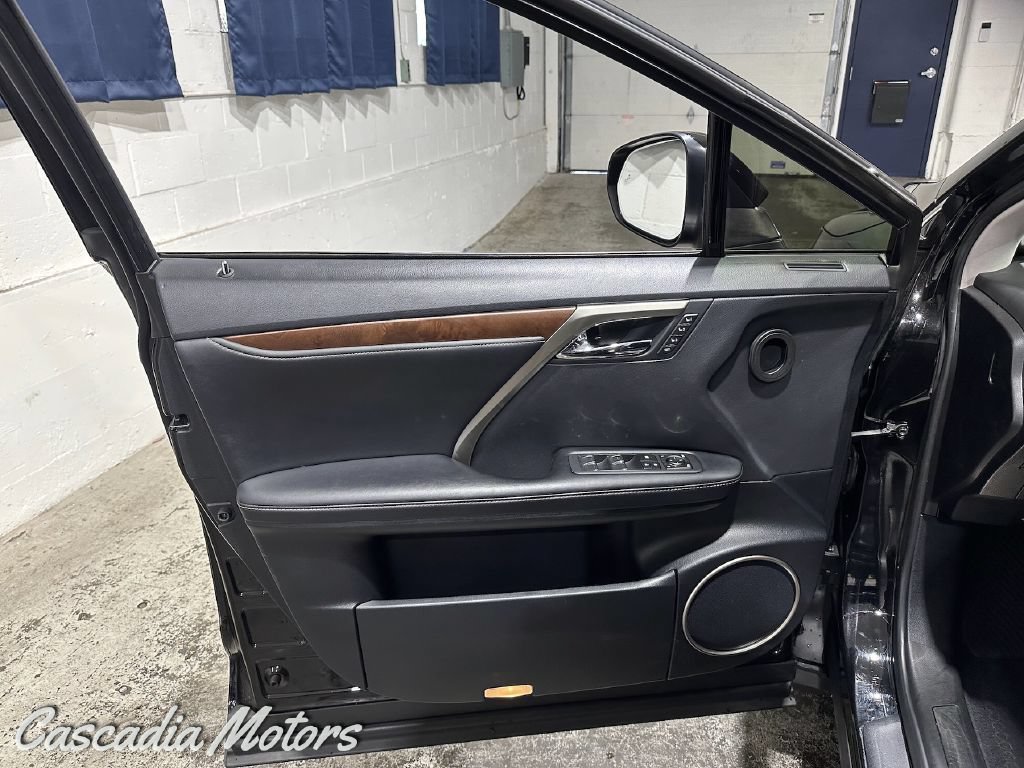 Used 2020 Lexus RX 450hL AWD w/ Premium Package image 23