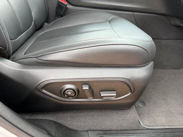 Used 2022 Jeep Grand Cherokee L Limited image 28