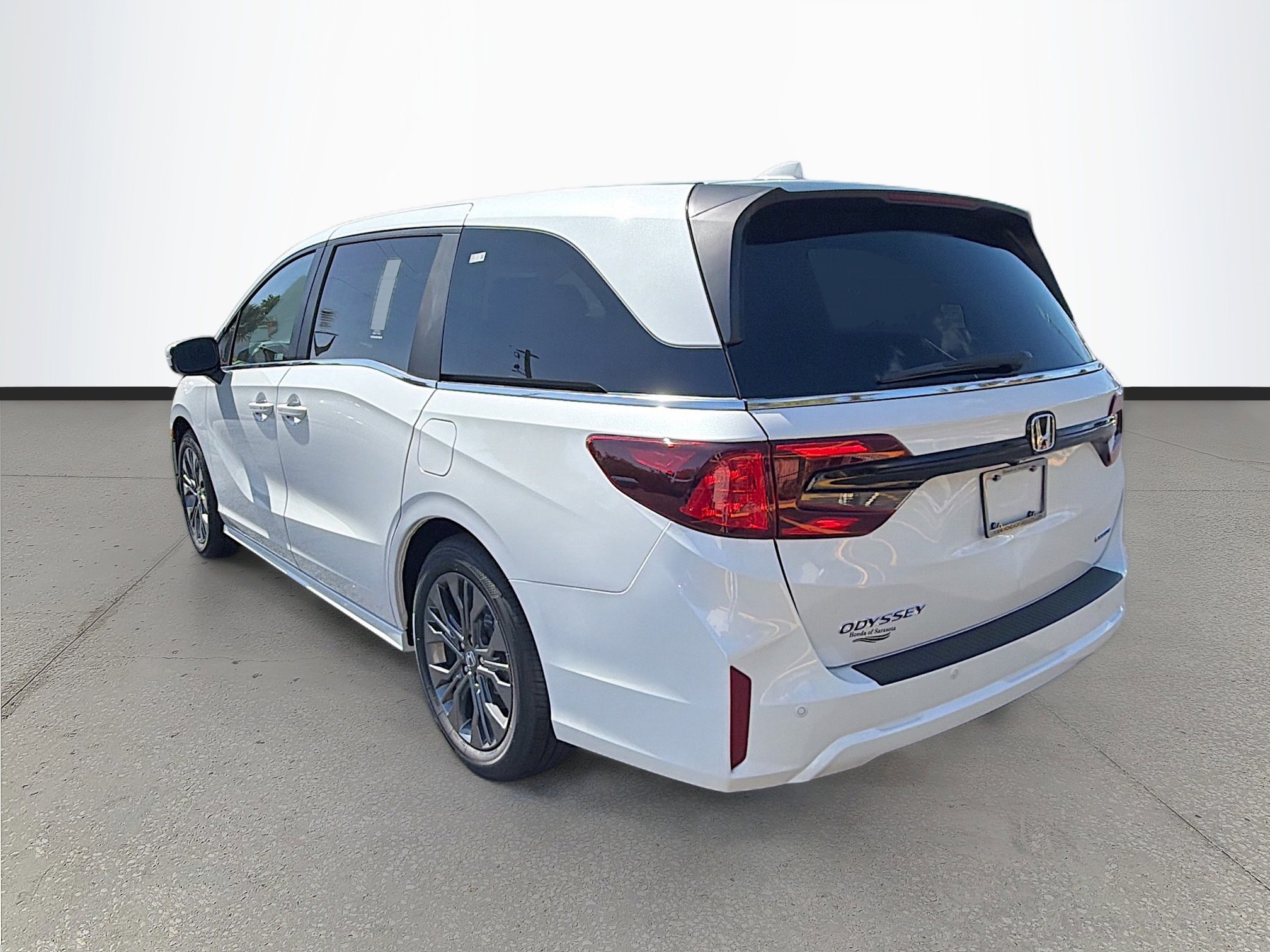 New 2026 Honda Odyssey Touring image 6