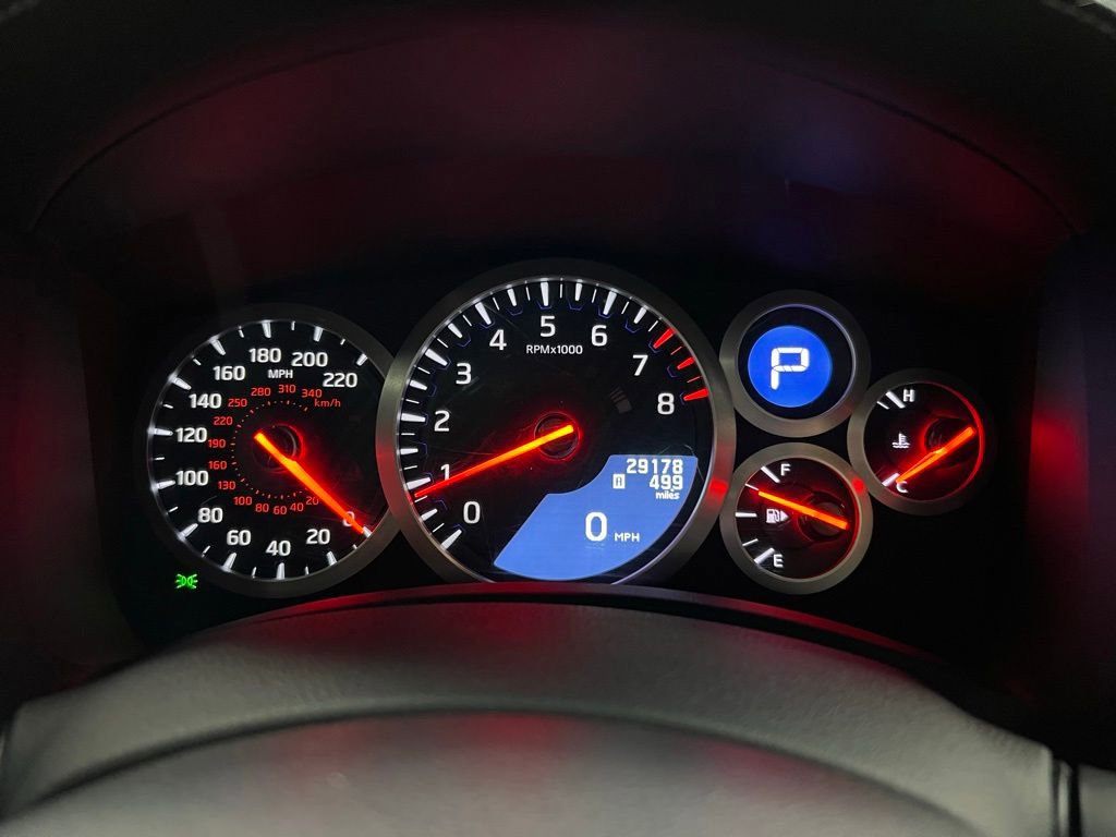Used 2016 Nissan GT-R Premium image 26