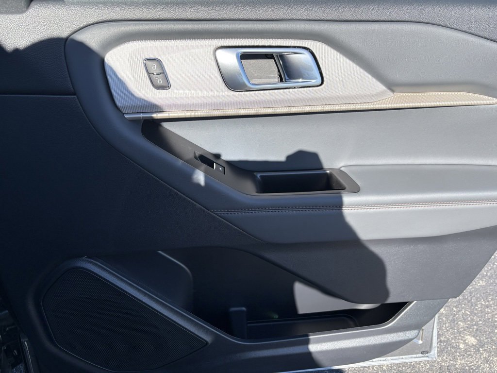New 2026 Ford Explorer Active image 68