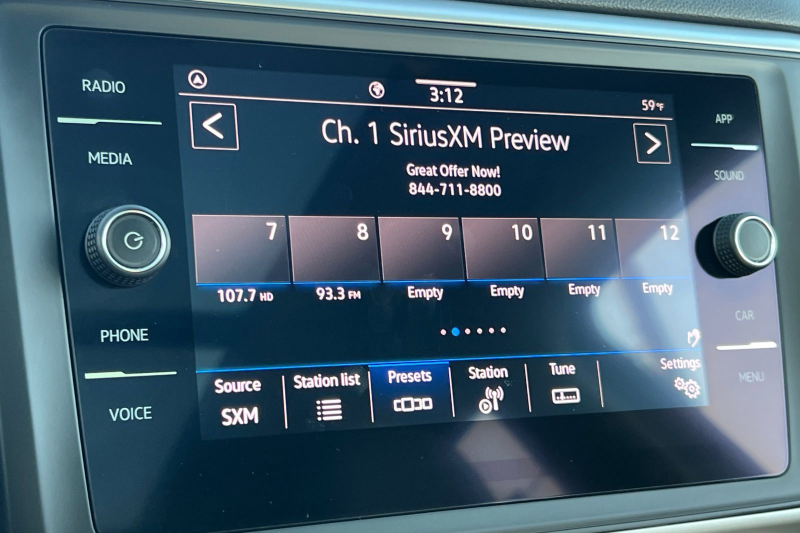 Used 2021 Volkswagen Atlas SE image 19