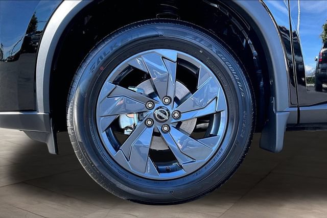 New 2026 Nissan Rogue SV FWD image 11