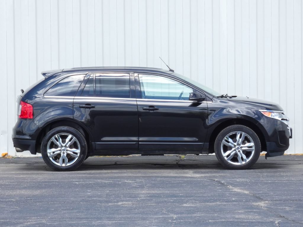 Used 2013 Ford Edge Limited w/ Driver Entry Pkg FWD image 2