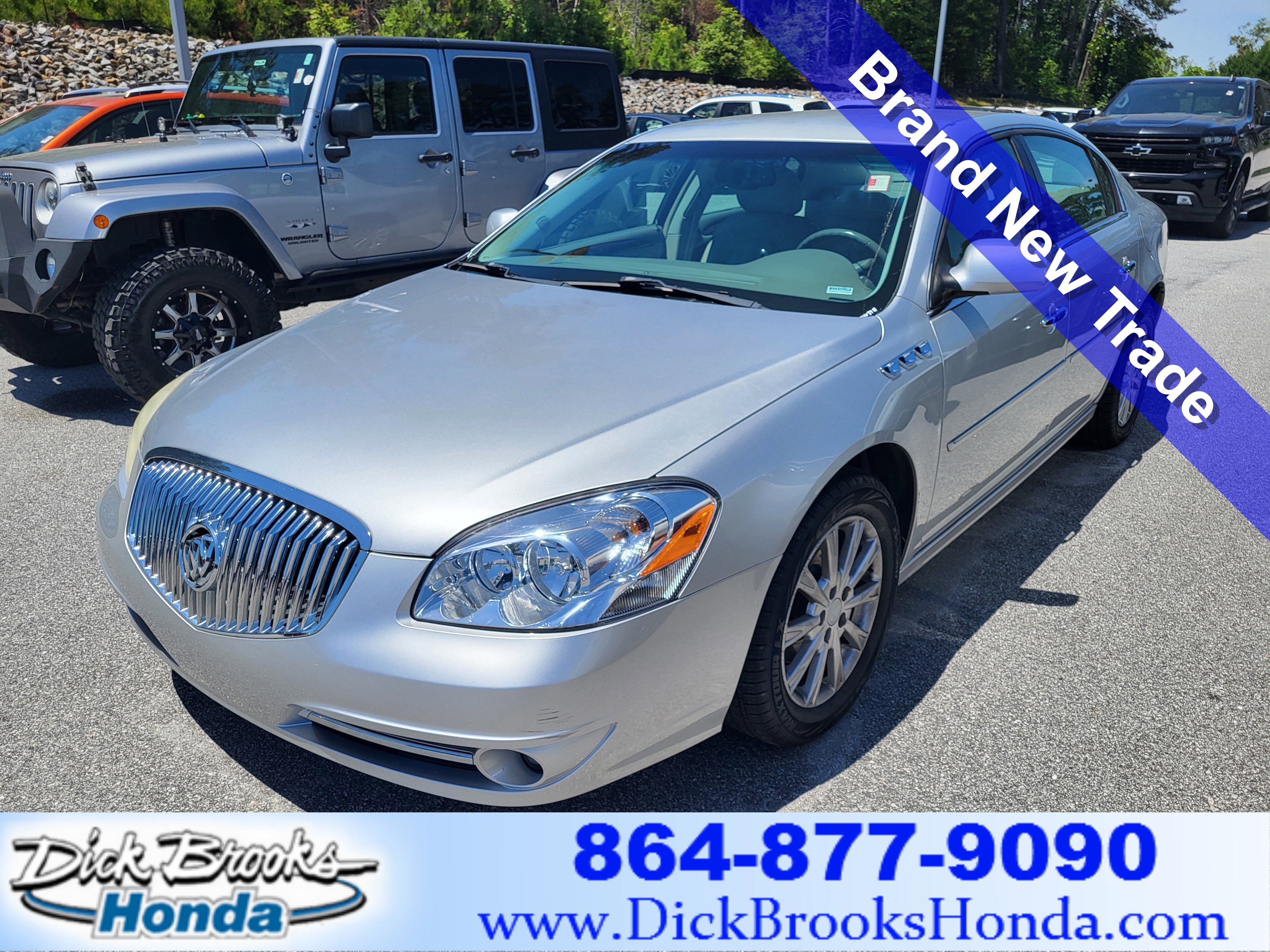 Used 2011 Buick Lucerne CX FWD image 1