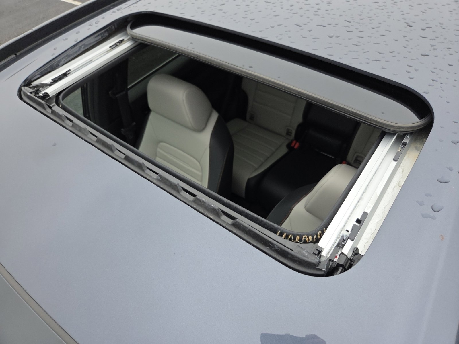 Certified 2024 Honda CR-V Sport Touring image 4