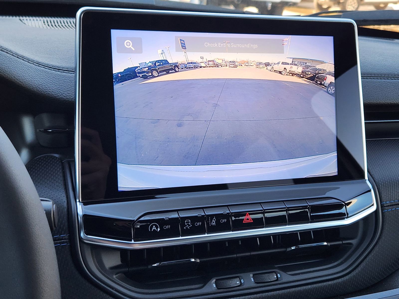 New 2026 Jeep Compass Latitude image 17