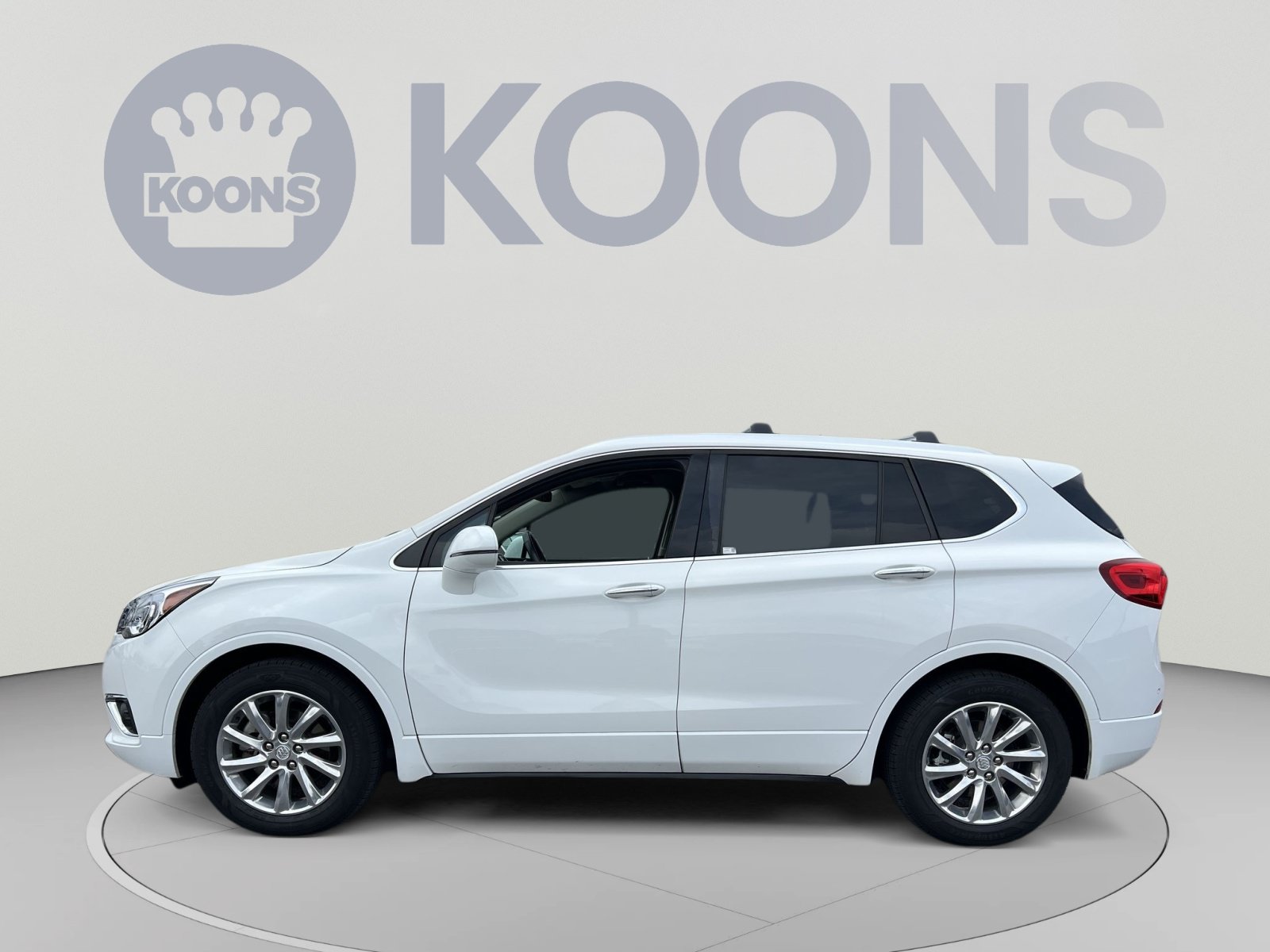 Used 2019 Buick Envision Essence w/ LPO, Road Trip Package FWD image 2