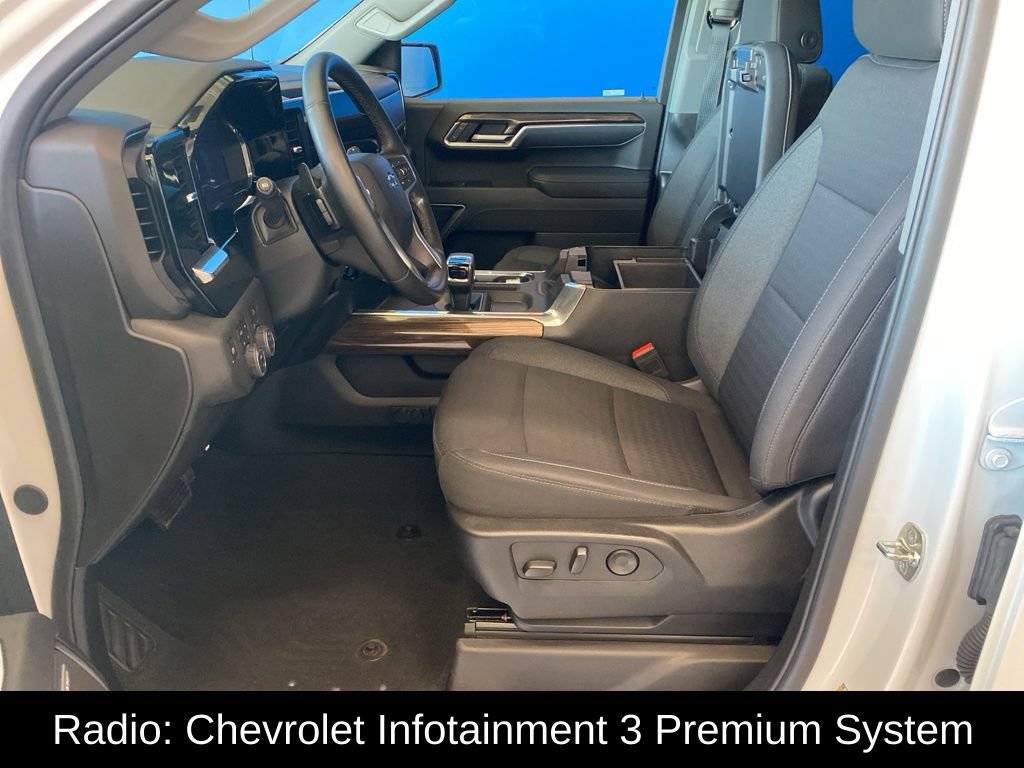 Used 2025 Chevrolet Silverado 1500 RST AWD/4WD image 12