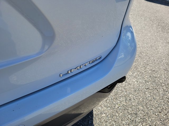 Used 2025 Toyota Highlander Limited image 7