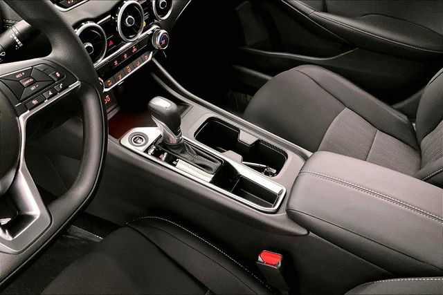 New 2025 Nissan Sentra SV w/ All-Weather Package image 9