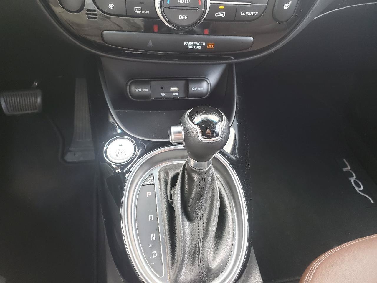 Used 2017 Kia Soul + FWD image 20