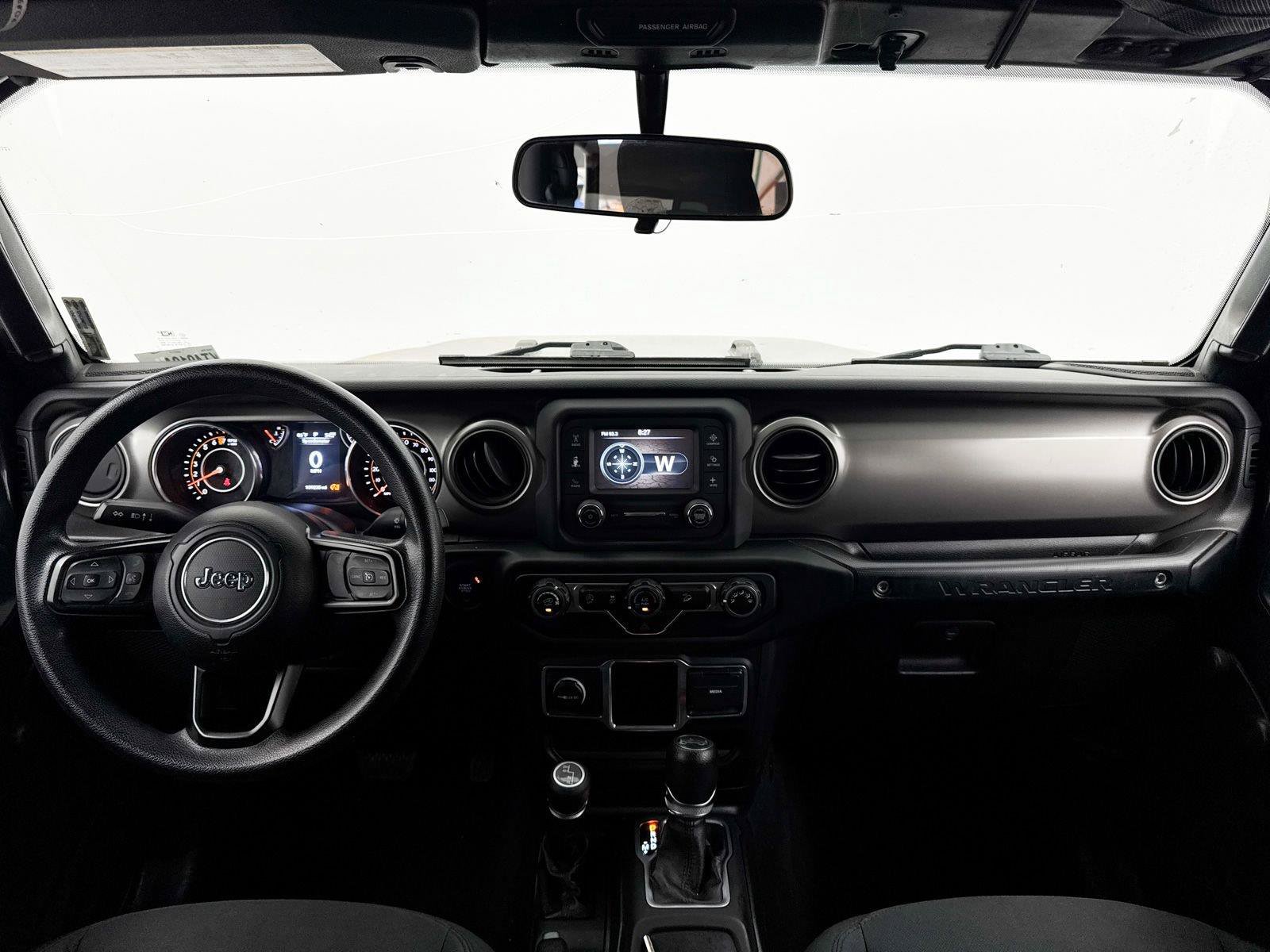 Used 2018 Jeep Wrangler Unlimited Sport AWD/4WD image 15