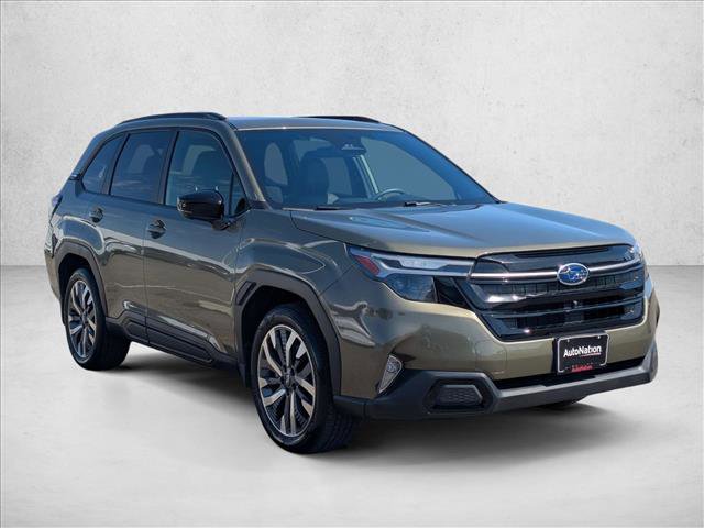 Used 2025 Subaru Forester Touring AWD/4WD image 3