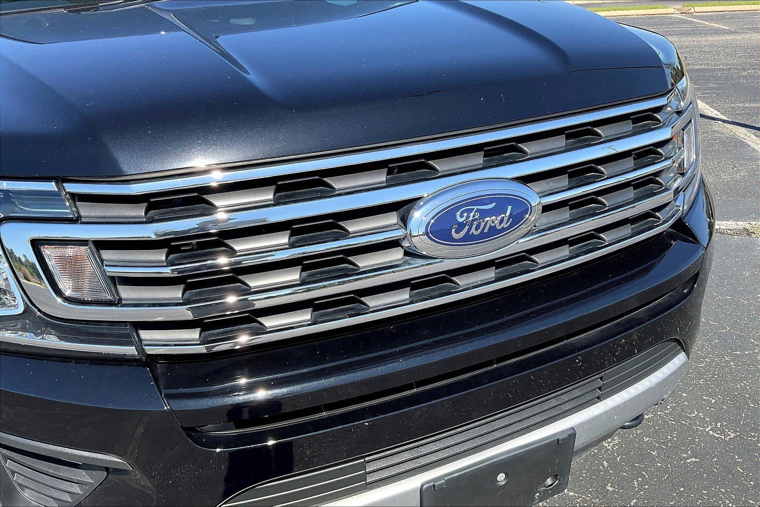 Used 2021 Ford Expedition XLT image 29