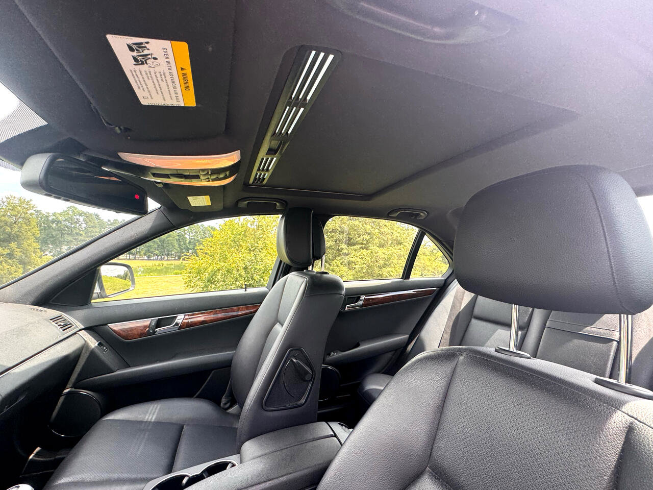 Used 2009 Mercedes-Benz C 300 Sport image 17