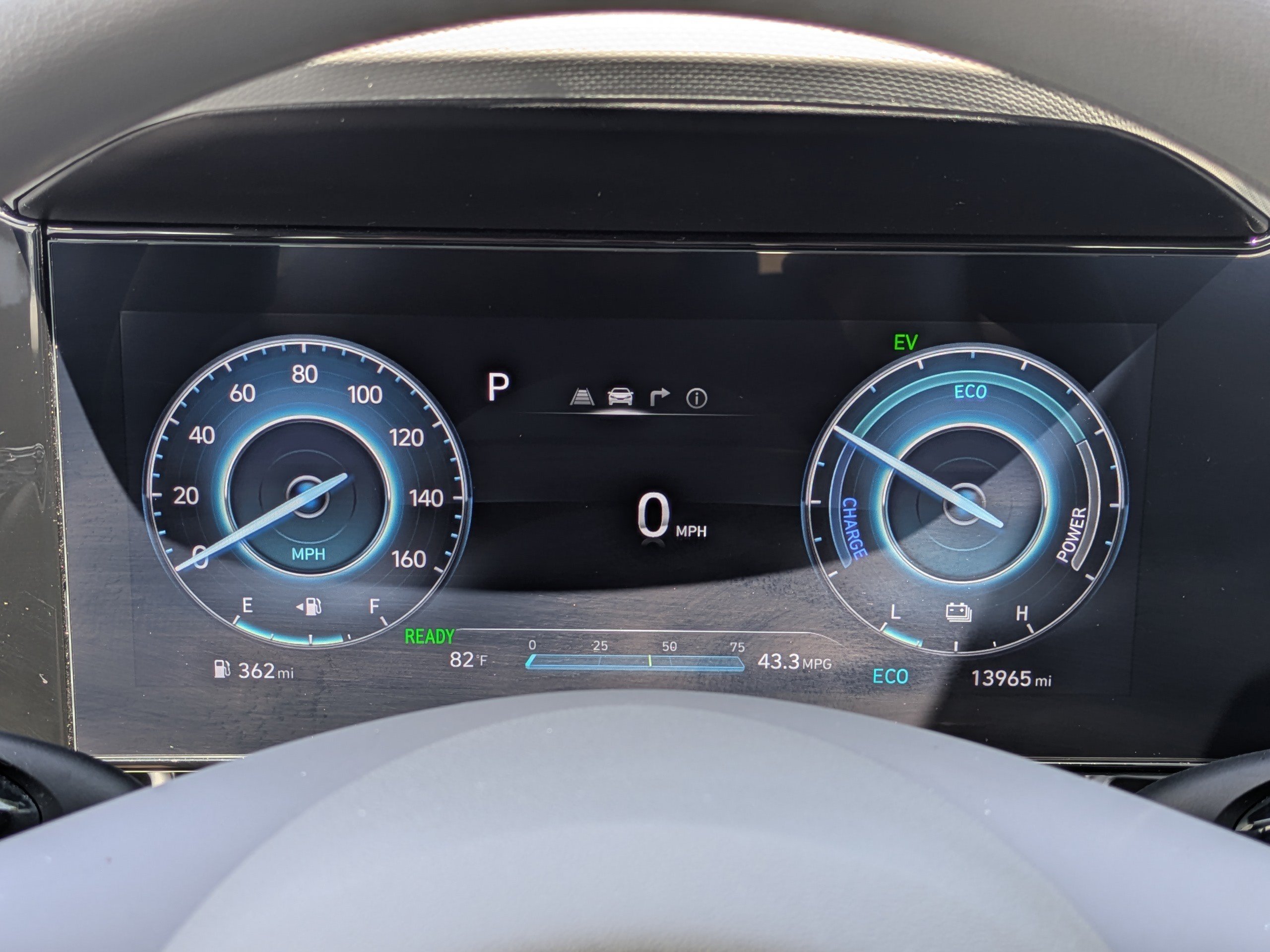 Certified 2024 Hyundai Elantra Blue FWD image 25