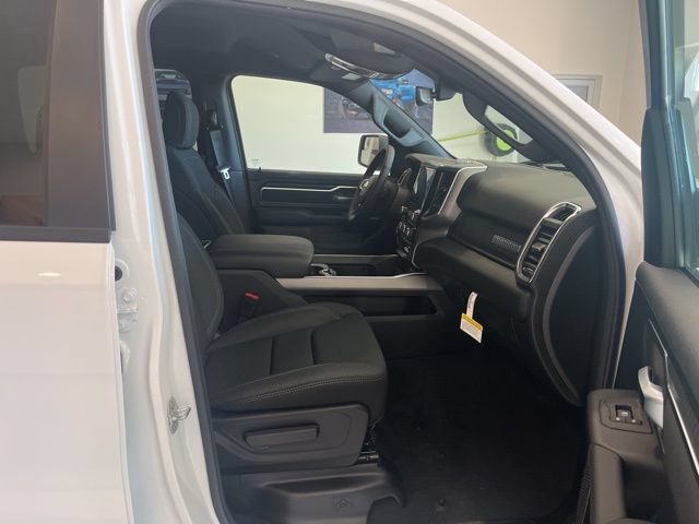 New 2026 RAM 1500 Big Horn AWD/4WD image 18