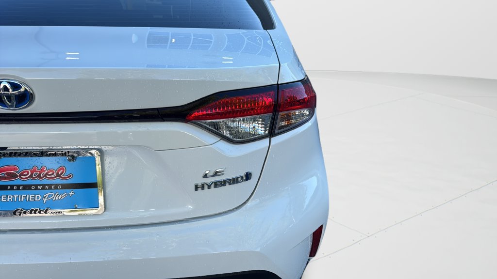Used 2023 Toyota Corolla LE FWD image 37