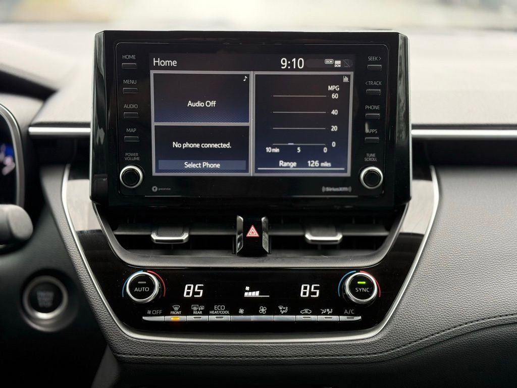 Certified 2022 Toyota Corolla Cross XLE w/ Convenience Package image 26