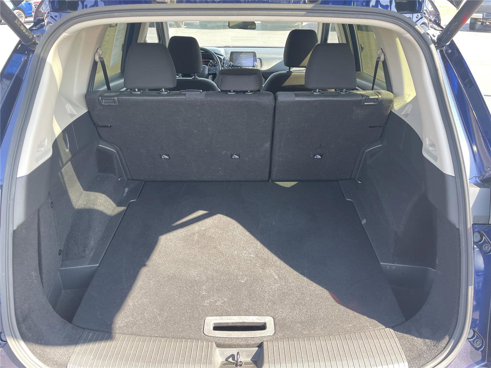 Used 2025 Nissan Rogue SV image 24